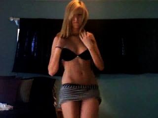 wunderbar jugendlich blonde Streifen vor Webcam!