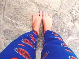 emmy rossems Füße von instagram