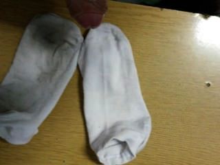 cum auf meinem gf schmutzigen Socken!